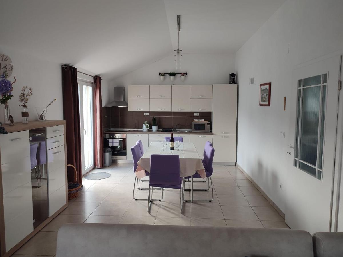 Murtela, 2-Bedroom Apartment Raslina Экстерьер фото